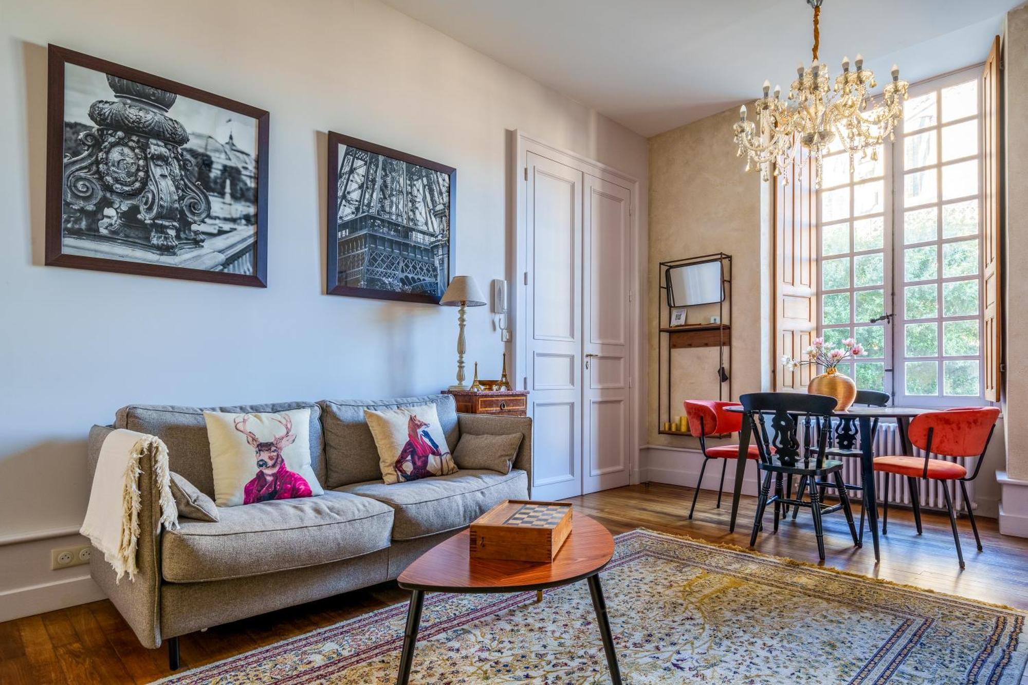 Appartement Raffine Vue Cathedrale, Jardin, Wifi Тур Екстер'єр фото