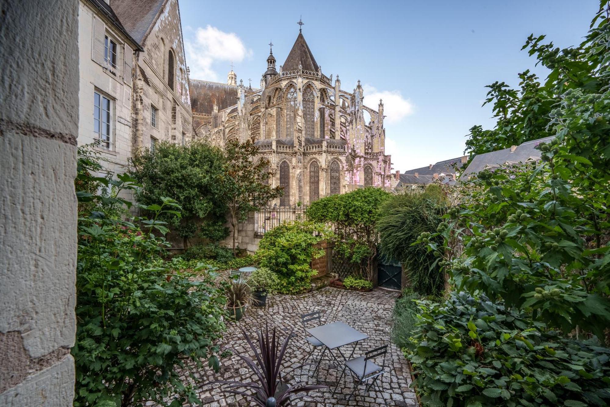 Appartement Raffine Vue Cathedrale, Jardin, Wifi Тур Екстер'єр фото